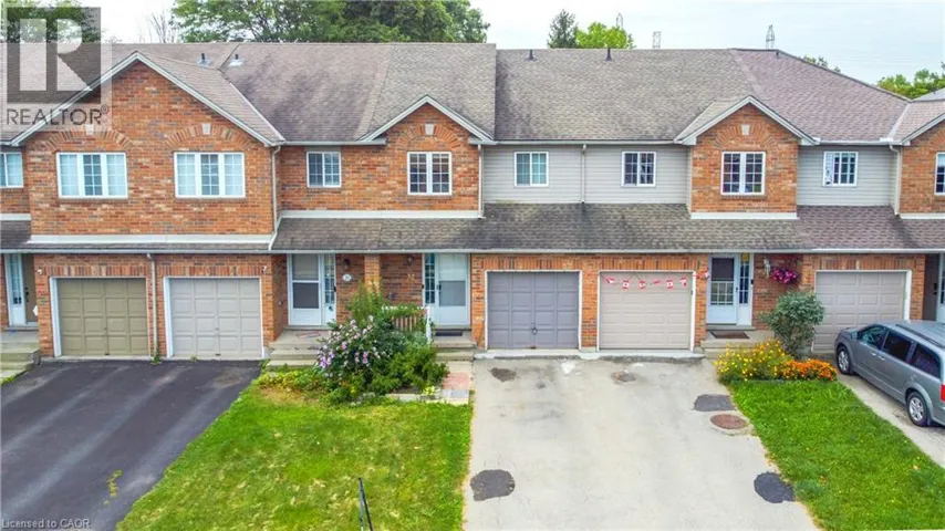 10 CADHAM Boulevard Unit# 32, Hamilton, Ontario L8W3X6