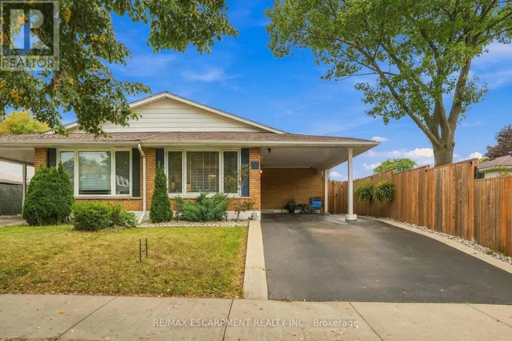 10 COURTLAND AVENUE, Hamilton (Gilkson), Ontario L9C5Z2