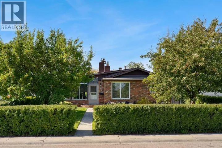 707 Fortalice Crescent SE, Calgary, Alberta T2A2C8