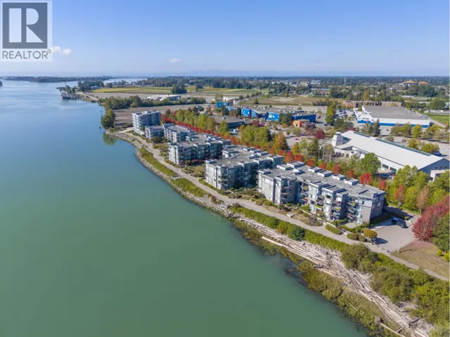 207 14300 RIVERPORT WAY, Richmond, British Columbia V6W0A4