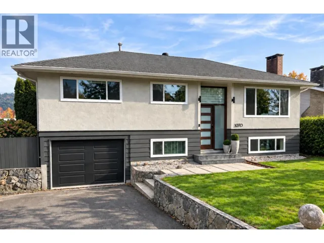 1070 STRATFORD AVENUE, Burnaby, British Columbia V5B3X8