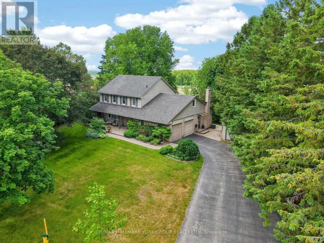 8 GRANT COURT, East Gwillimbury (Queensville), Ontario L0G1R0