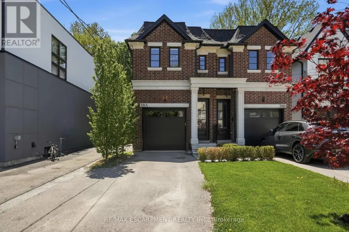 38A MAPLE AVENUE N, Mississauga (Port Credit), Ontario L5H2S1