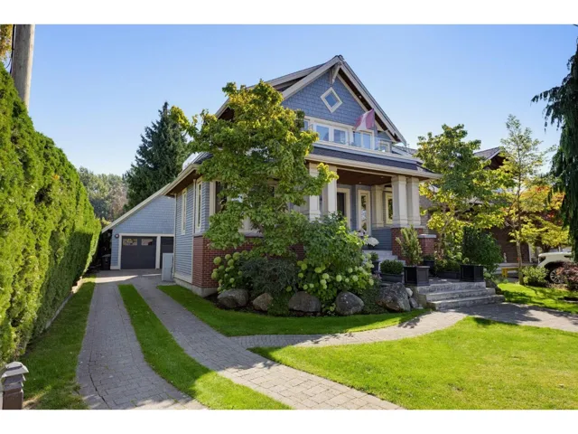 3098 MCBRIDE AVENUE, Surrey, British Columbia V4A3H1