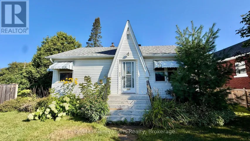 1019 FRANCIS STREET W, Thunder Bay (Westfort), Ontario P7E4E8