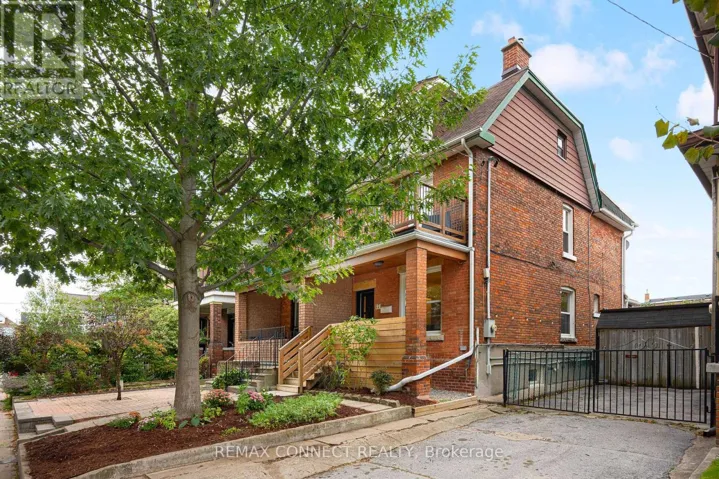 17 MUIR AVENUE, Toronto (Dufferin Grove), Ontario M6H1E7