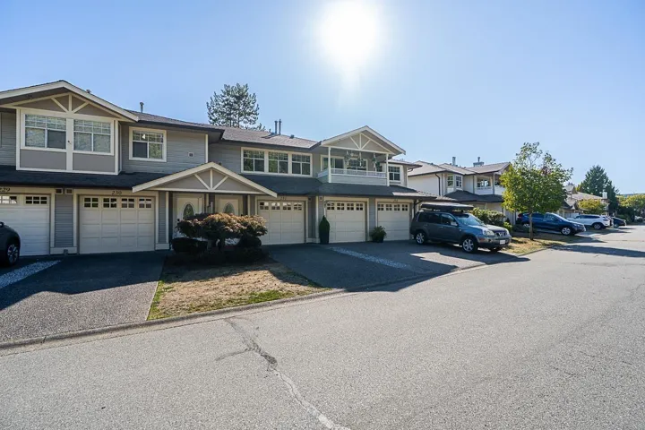 231 20391 96 AVENUE, Surrey, British Columbia V1M2L2