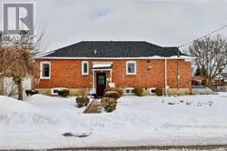MAIN FLOOR - 4 PRINCEMERE CRESCENT, Toronto (Wexford-Maryvale), Ontario M1R3W9
