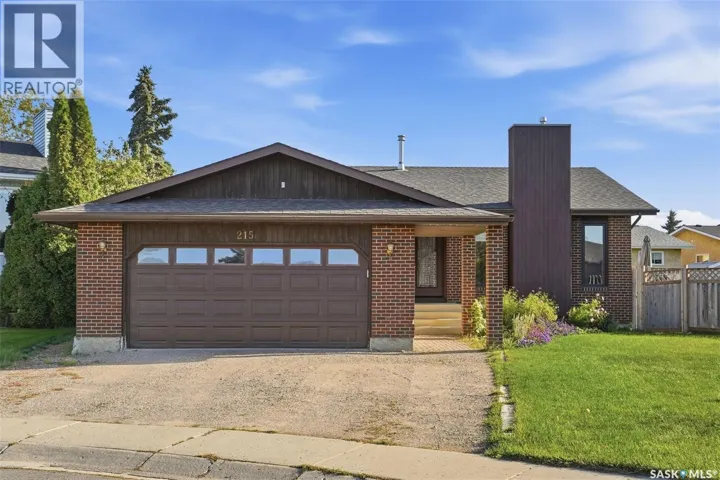 215 CALDWELL COURT, Saskatoon, Saskatchewan S7M5S7
