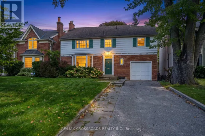 19 STRATHGOWAN CRESCENT, Toronto (Lawrence Park South), Ontario M4N2Z6