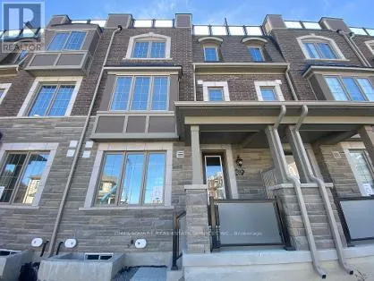 39 WISLA AVENUE, Markham, Ontario L6C3L9
