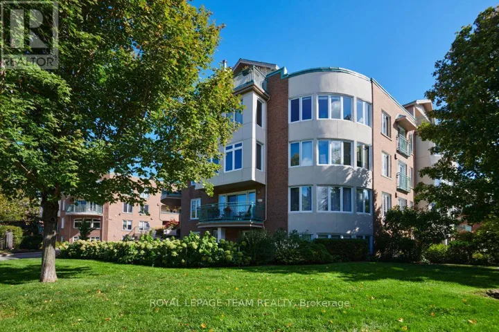 101C - 997 NORTH RIVER ROAD, Ottawa, Ontario K1K3V5