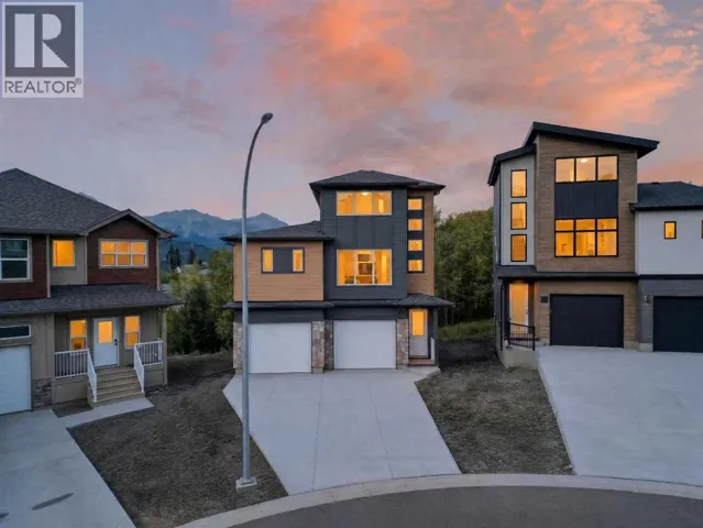 8602 25 Avenue, Coleman, Alberta T0K0M0