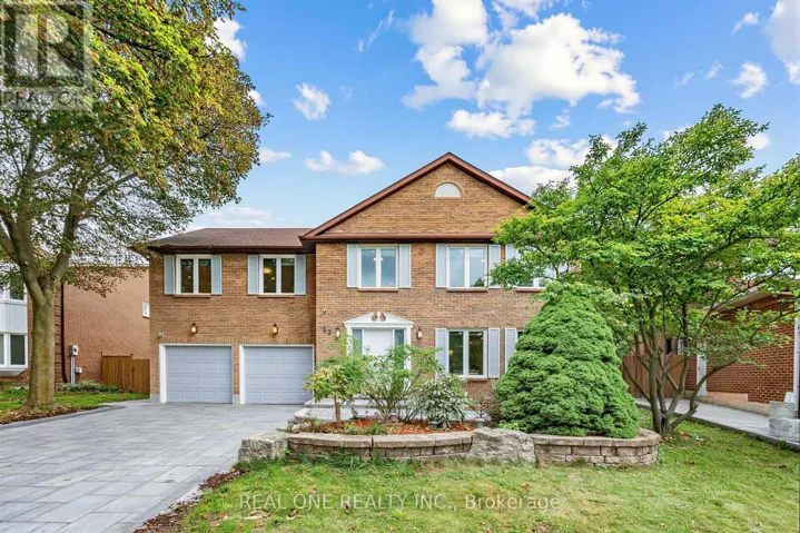 52 FENWICK CRESCENT, Markham (Unionville), Ontario L3R4H7