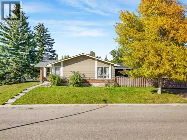 101 Hodson Way, Okotoks, Alberta T0L1T1
