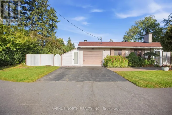2617 FLANNERY DRIVE, Ottawa, Ontario K1V8M4