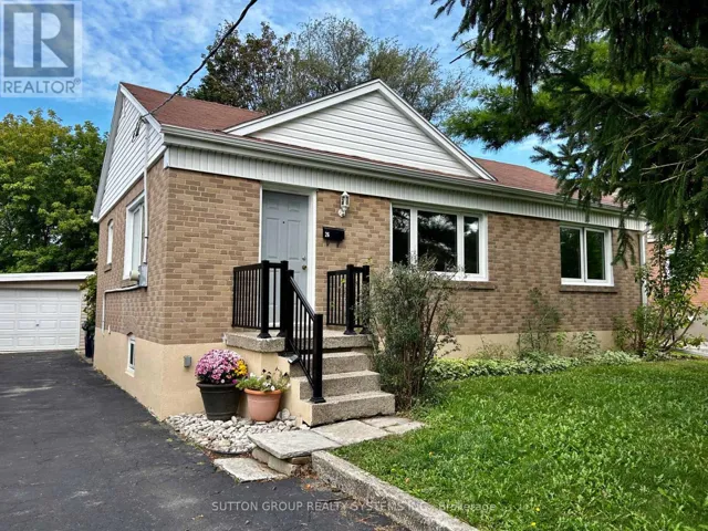 26 COMPTON CRESCENT, Toronto (Downsview-Roding-CFB), Ontario M3M2C2