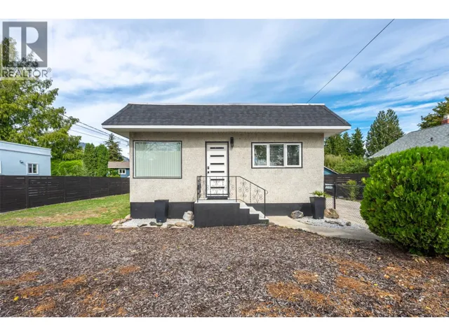 637 Alexander Avenue, Penticton, British Columbia V2A1E6