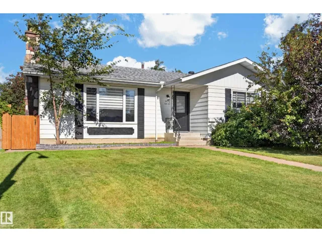 9212 150 AV NW, Edmonton, Alberta T5E2N6