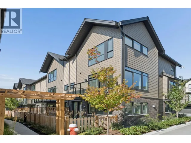 33 4337 BOUNDARY ROAD, Richmond, British Columbia V6V1S8