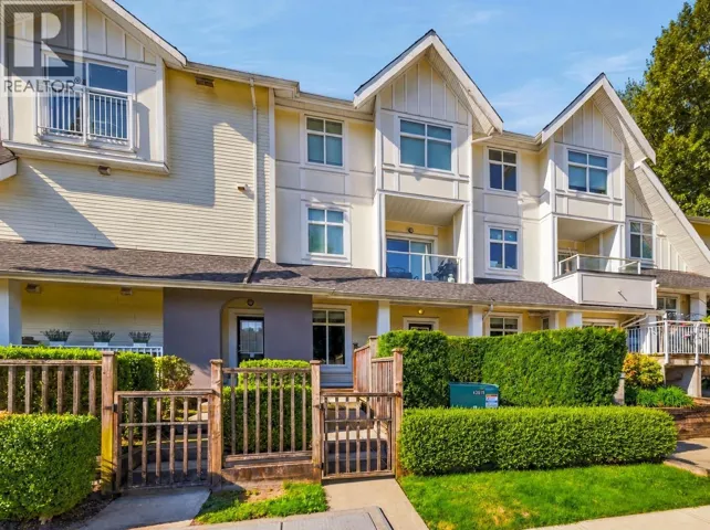 32 6965 HASTINGS STREET, Burnaby, British Columbia V5B1S9