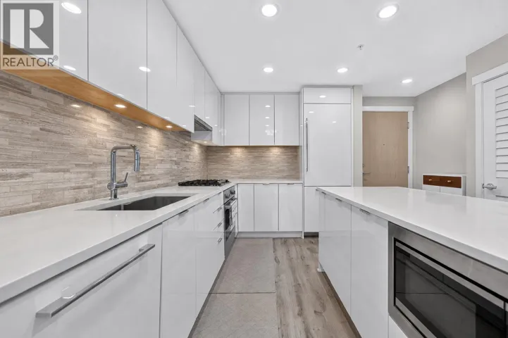 307 9233 ODLIN ROAD, Richmond, British Columbia V6X0V4