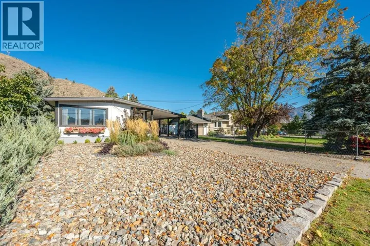 886 FAIRVIEW Road, Oliver, British Columbia V0H1T6