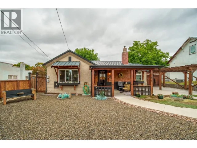 141 Regina Avenue, Penticton, British Columbia V2A2K7