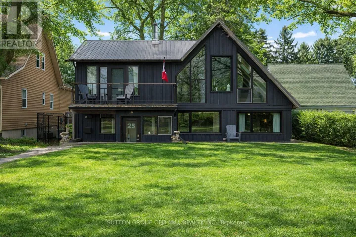 25 LAKESHORE ROAD W, Port Colborne (Sugarloaf), Ontario L3K2S2