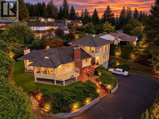 535 STEVENS DRIVE, West Vancouver, British Columbia V7S1E1