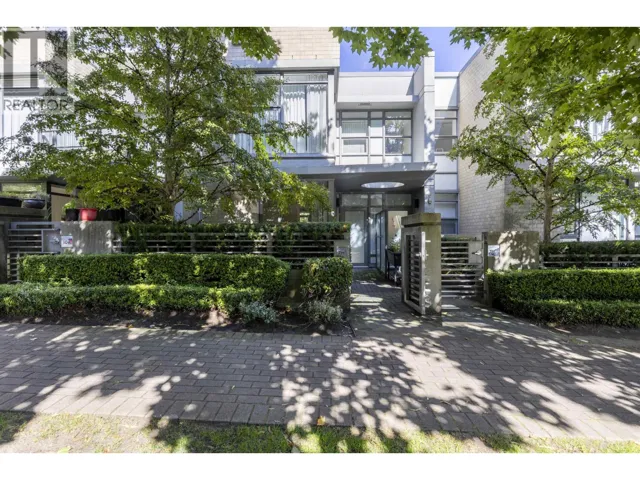 TH1 9188 UNIVERSITY CRESCENT, Burnaby, British Columbia V5A0A5