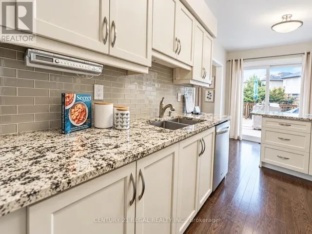 46 BLACKSMITH LANE, Whitby (Williamsburg), Ontario L1P1N1