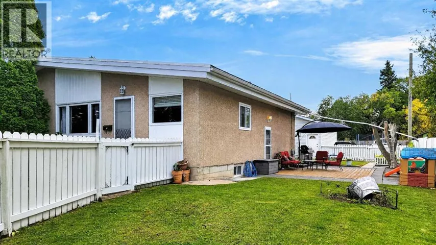 9908 86 Park Avenue, Grande Prairie, Alberta T8V0C7