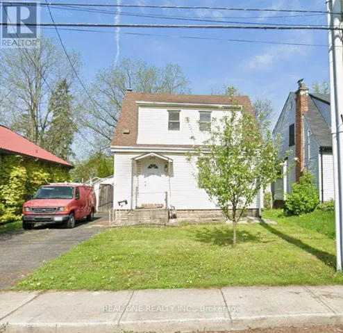246 BOWMAN STREET, Hamilton (Ainslie Wood), Ontario L8S2T4