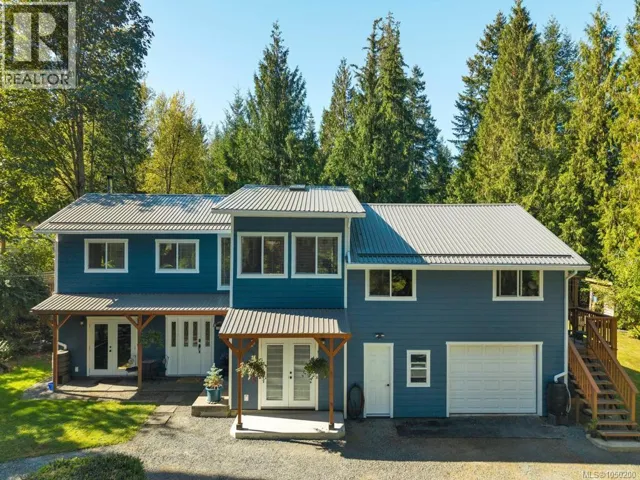 1371 Hooley Rd, Quadra Island, British Columbia V0P1H0