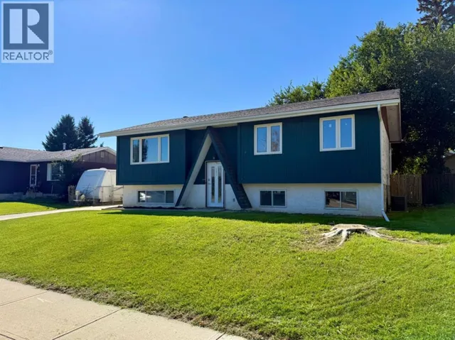 921 Ellis Crescent SE, High River, Alberta T1V1J1