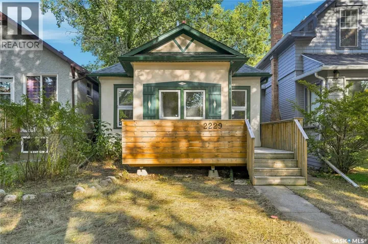 2229 Garnet STREET, Regina, Saskatchewan S4T3A1