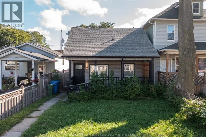 1354 MCKAY AVENUE, Windsor, Ontario N9B2B2