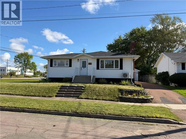 85 Ninth Street, Moncton, New Brunswick E1E3E5