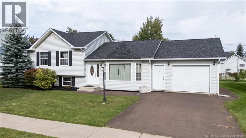 301 Worthington Avenue, Moncton, New Brunswick E1C0B7