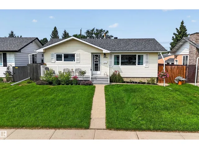16046 95 AV NW, Edmonton, Alberta T5P0A7