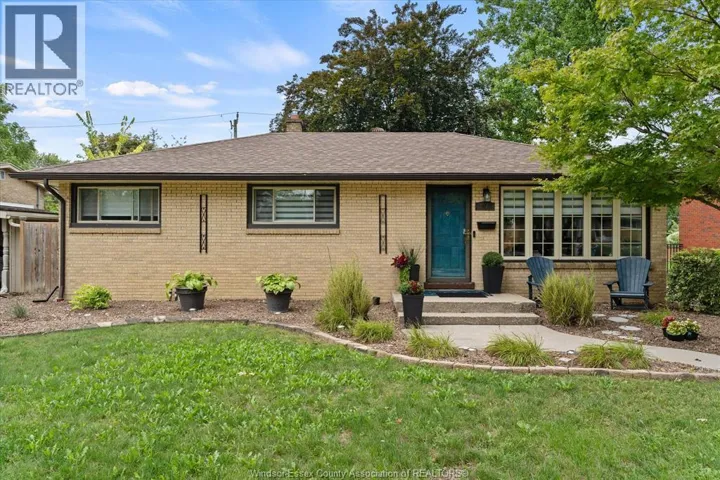 3425 Roxborough BOULEVARD, Windsor, Ontario N9E2Z9