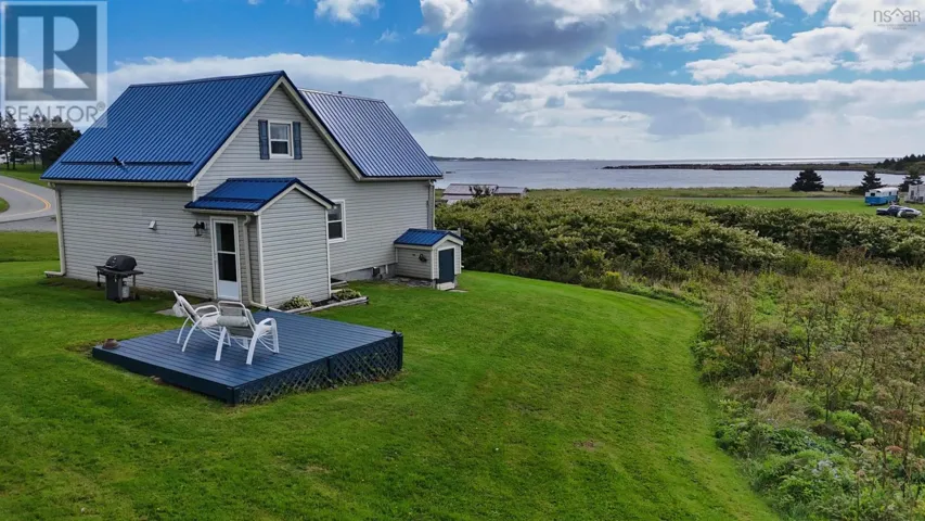 118 Chapel Cove Road, L'Ardoise, Nova Scotia B0E2X0