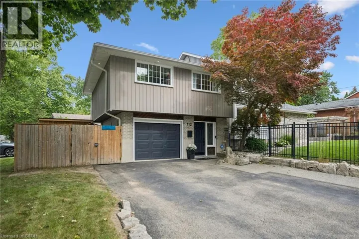 112 N MARGARET Avenue N, Waterloo, Ontario N2J3P9