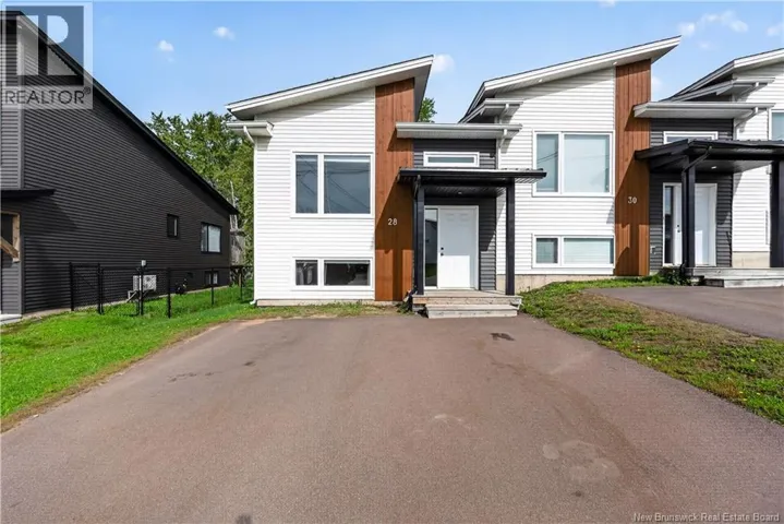 28 de la Colline Street, Dieppe, New Brunswick E1A6N3
