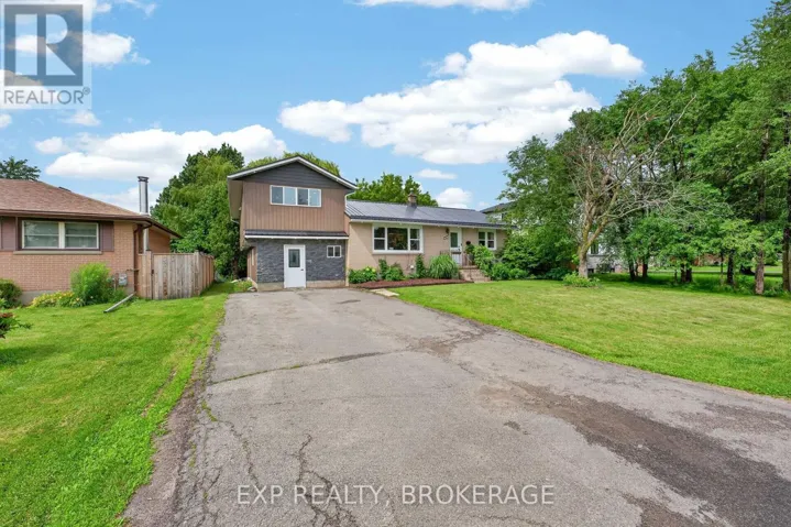 44 LENNOX STREET, Kingston (City SouthWest), Ontario K7M4S4