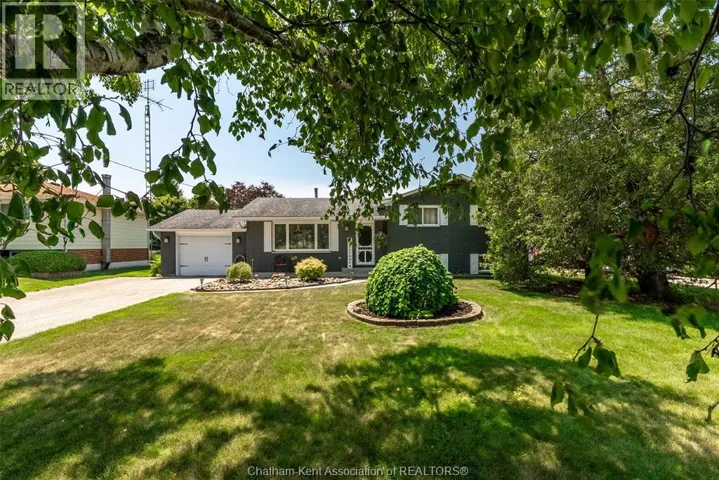 3501 EGREMONT ROAD, Plympton-Wyoming, Ontario N0N1E0