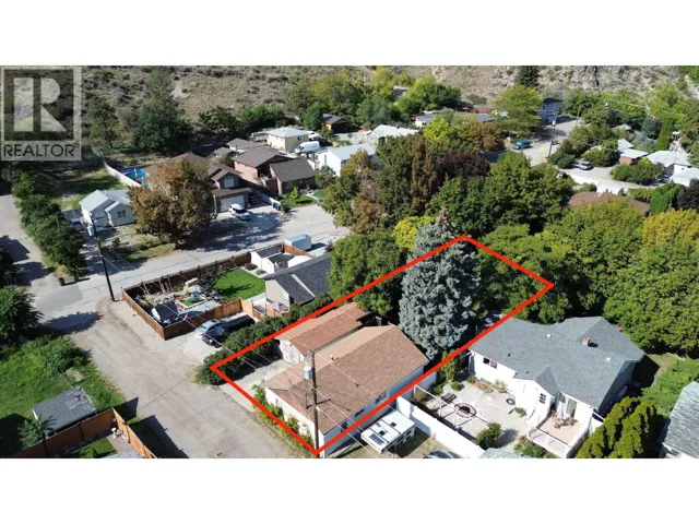 875 Tilton Avenue, Oliver, British Columbia V0H1T0