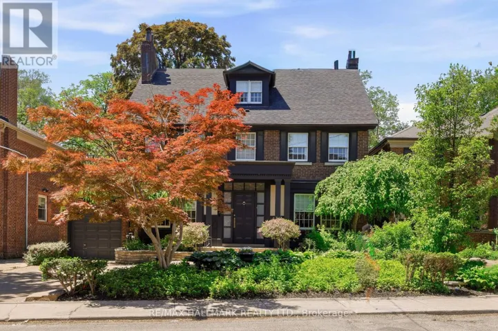 150 GLEN CEDAR ROAD, Toronto (Humewood-Cedarvale), Ontario M6C3G5