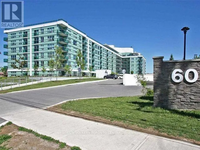 330 - 60 FAIRFAX CRESCENT, Toronto (Clairlea-Birchmount), Ontario M1L0E1
